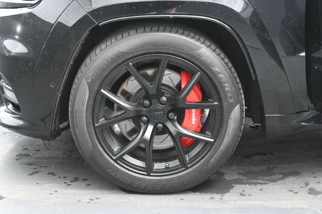 Used 2020 Jeep Grand Cherokee SRT w/ Trailer Tow Group IV AWD/4WD image 32