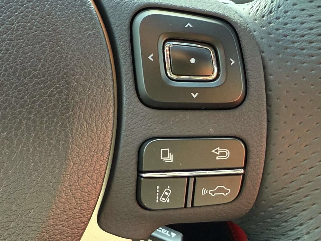 Used 2016 Lexus GS F RWD image 21