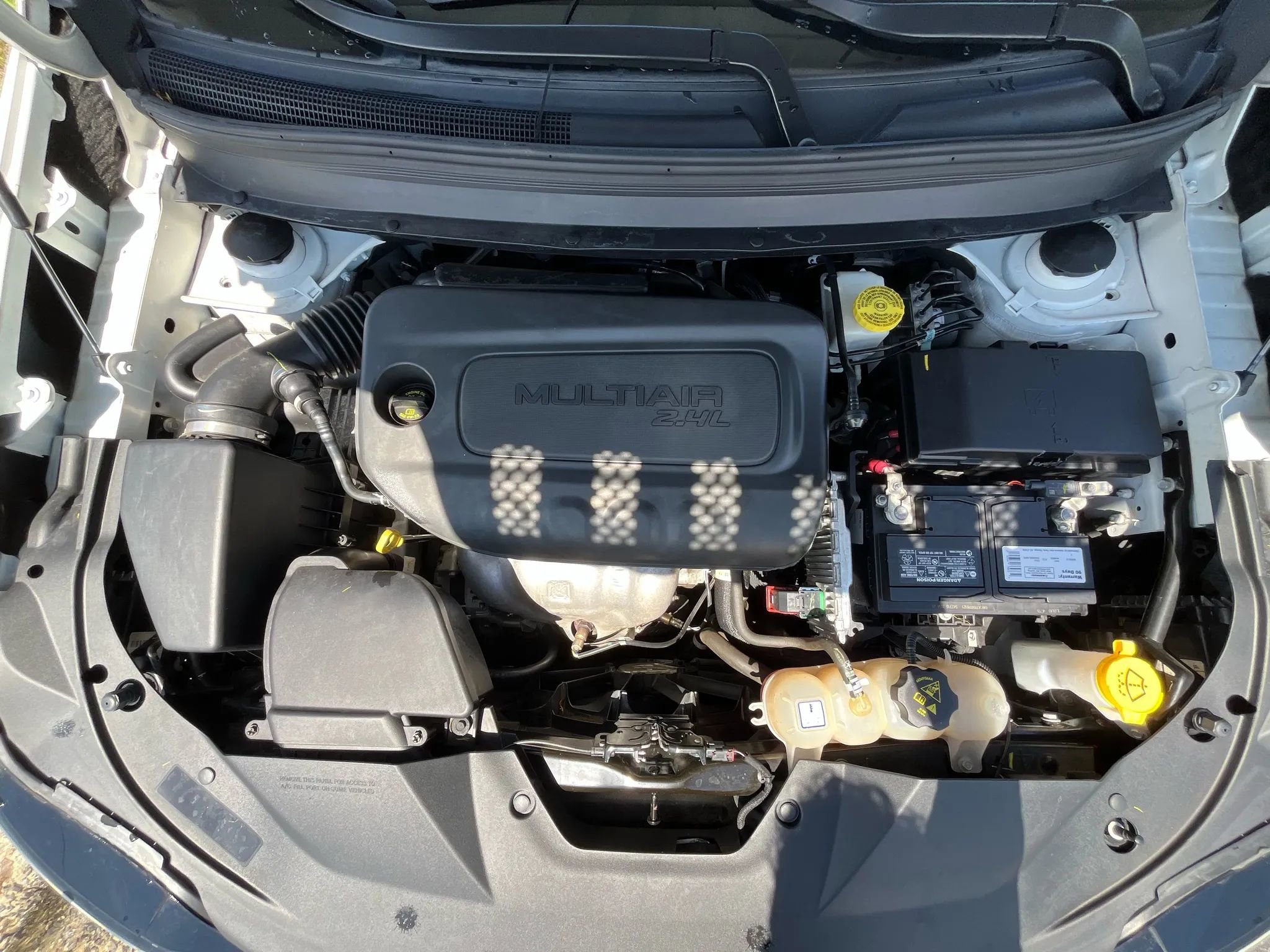 Used 2020 Jeep Cherokee Latitude Plus image 15