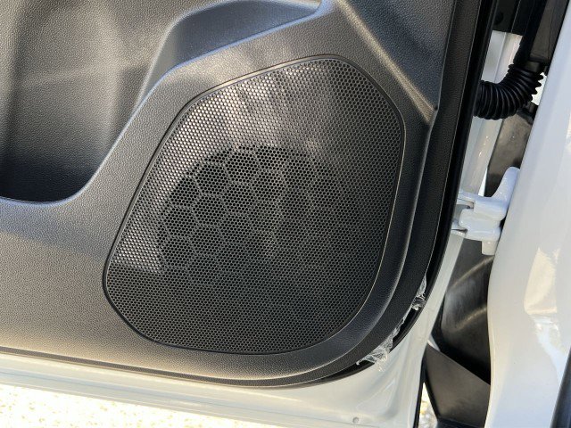 Used 2025 Chevrolet Trax LT w/ Driver Confidence Package image 23