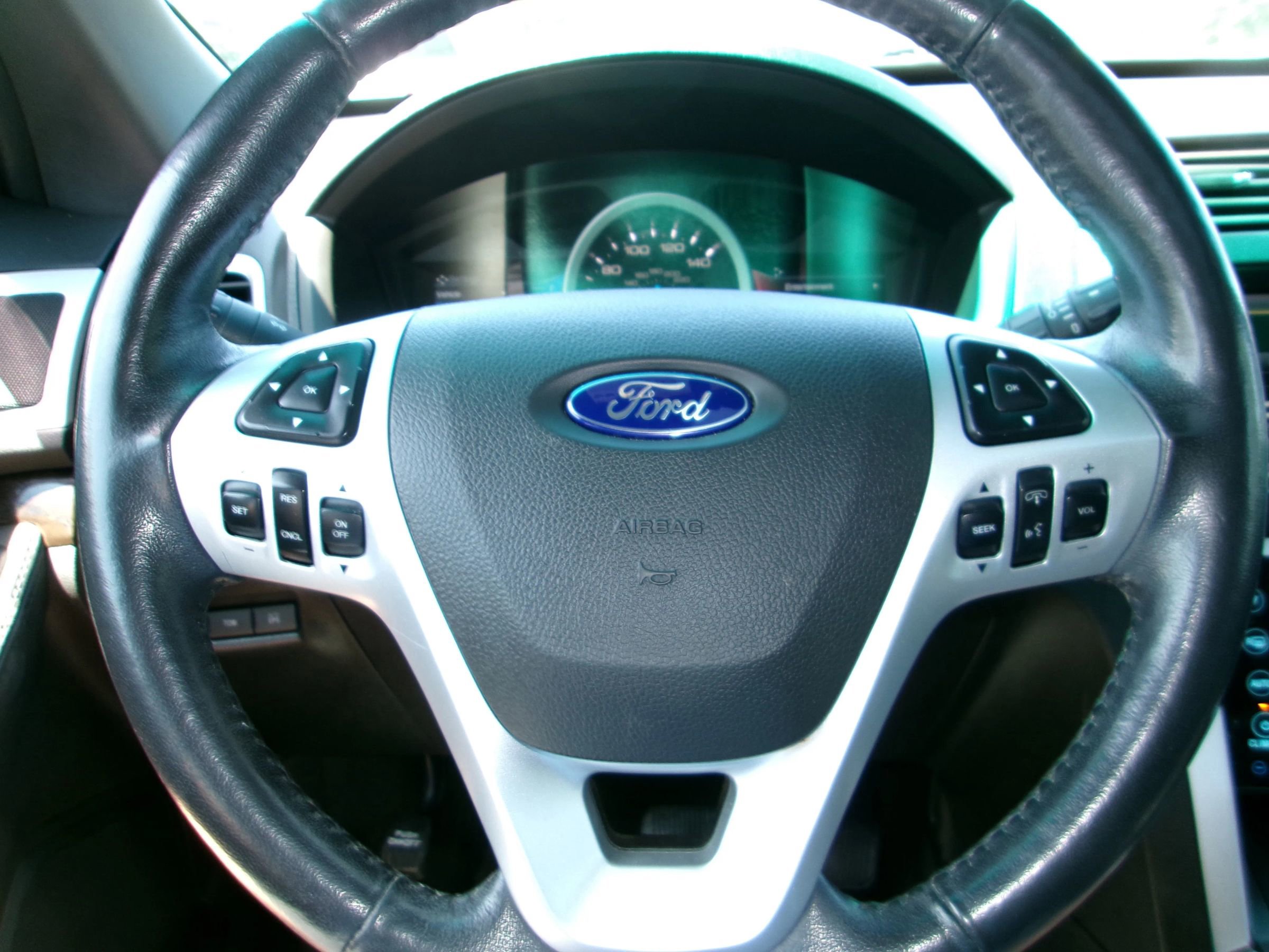 Used 2015 Ford Explorer Limited w/ Equipment Group 302A image 17
