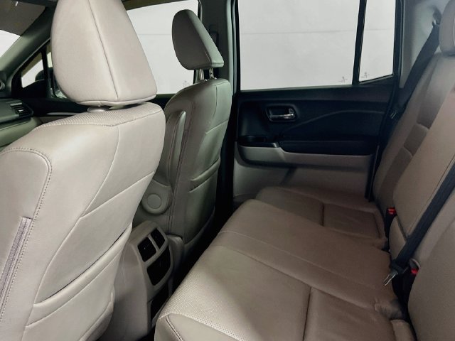 Used 2017 Honda Ridgeline RTL-T image 18