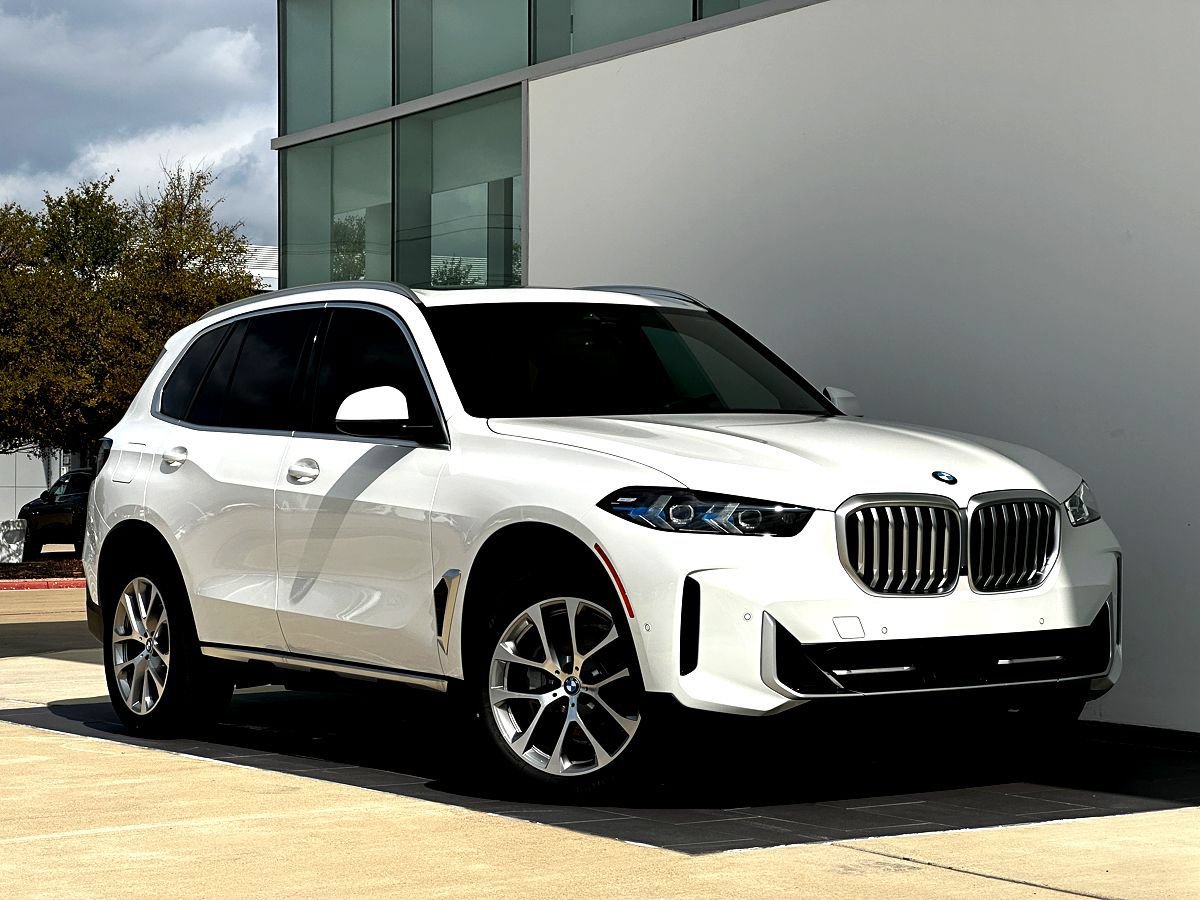 New 2026 BMW X5 xDrive40i AWD/4WD image 1