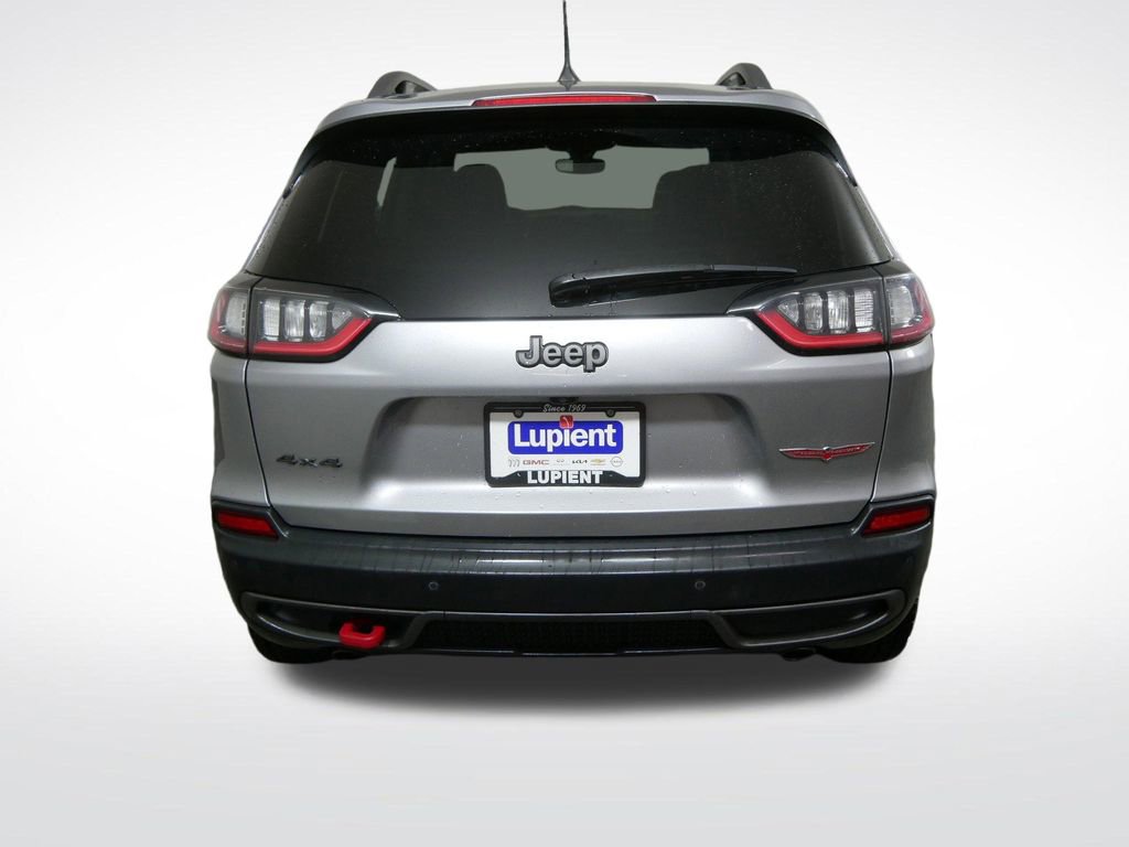 Used 2020 Jeep Cherokee Trailhawk w/ Cold Weather Group AWD/4WD video 4