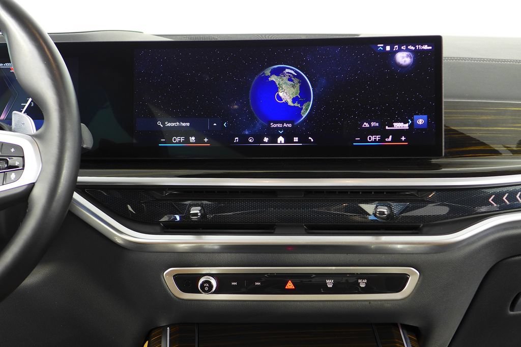 Used 2024 BMW X7 xDrive40i w/ M Sport Package AWD/4WD image 27