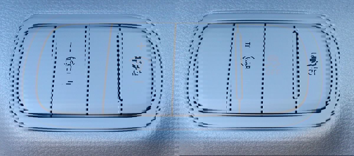 Used 2024 Hyundai Venue SEL image 41