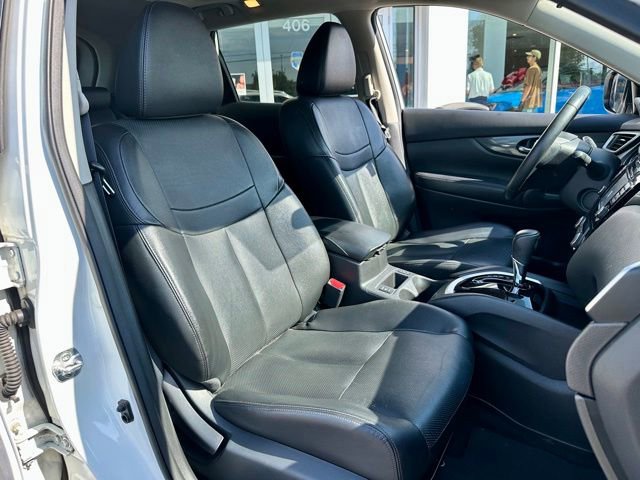 Used 2016 Nissan Rogue SL w/ SL Premium Package AWD/4WD image 24