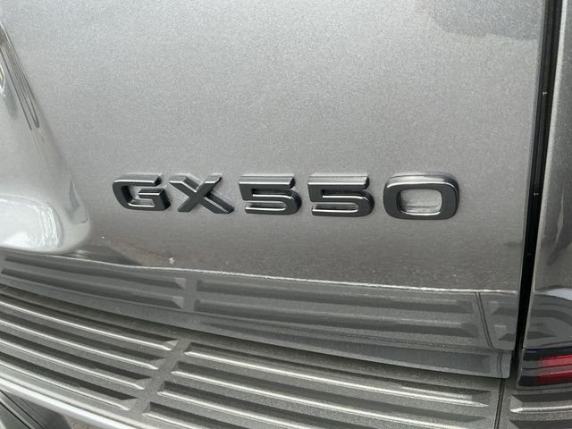 Used 2024 Lexus GX 550 w/ Accessory Package (Z1) AWD/4WD image 16
