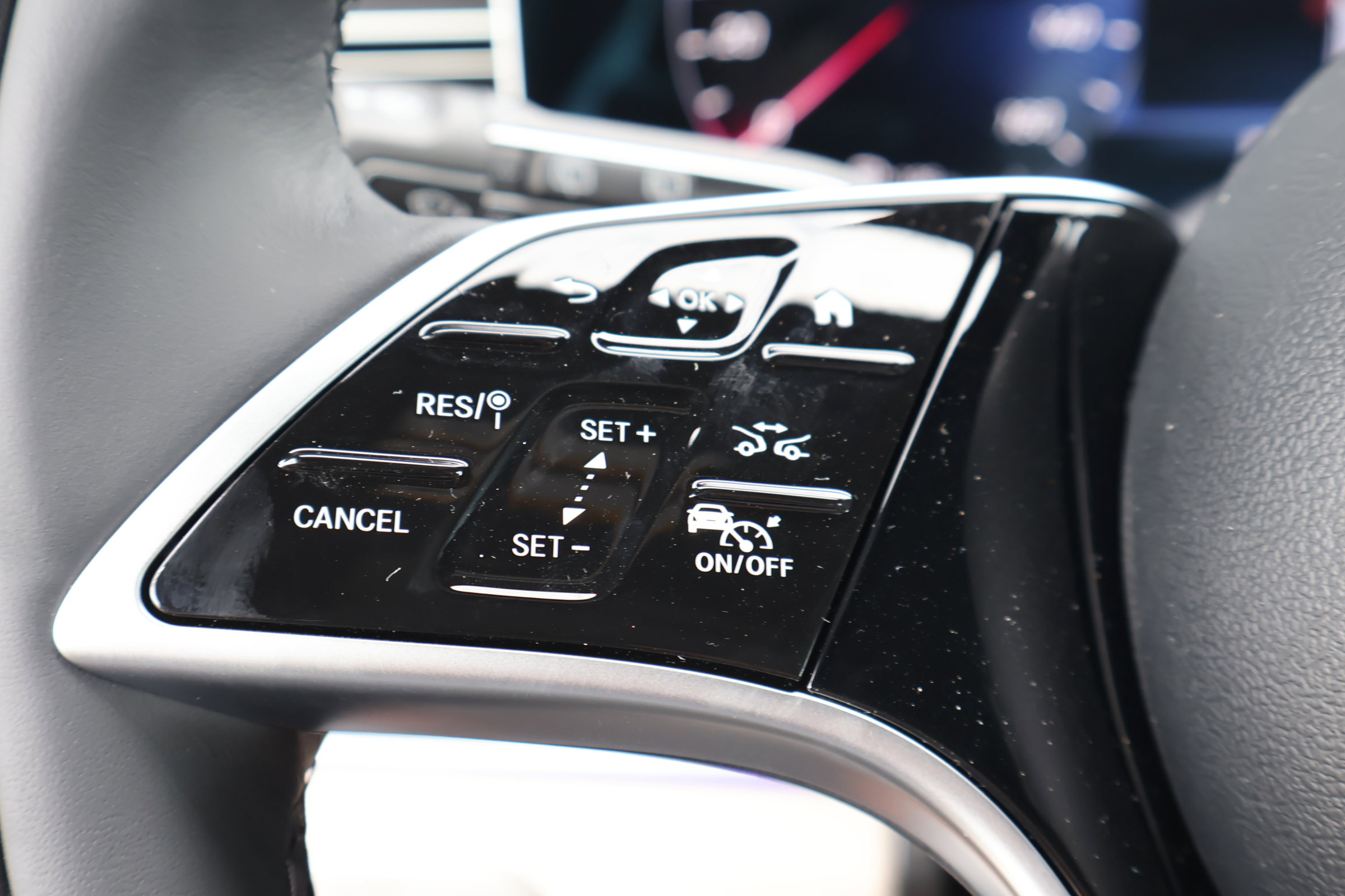 New 2026 Mercedes-Benz GLS 580 4MATIC image 31