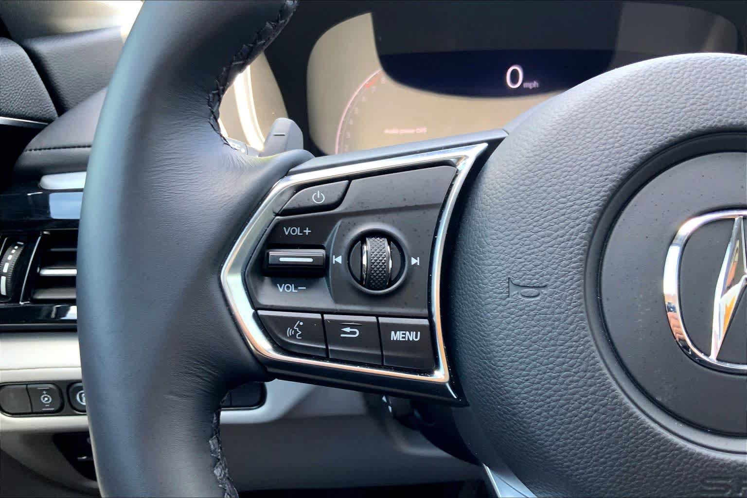 Used 2026 Acura MDX SH-AWD w/ Technology Package image 24