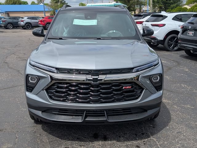 New 2026 Chevrolet TrailBlazer RS w/ Convenience Package AWD/4WD image 2