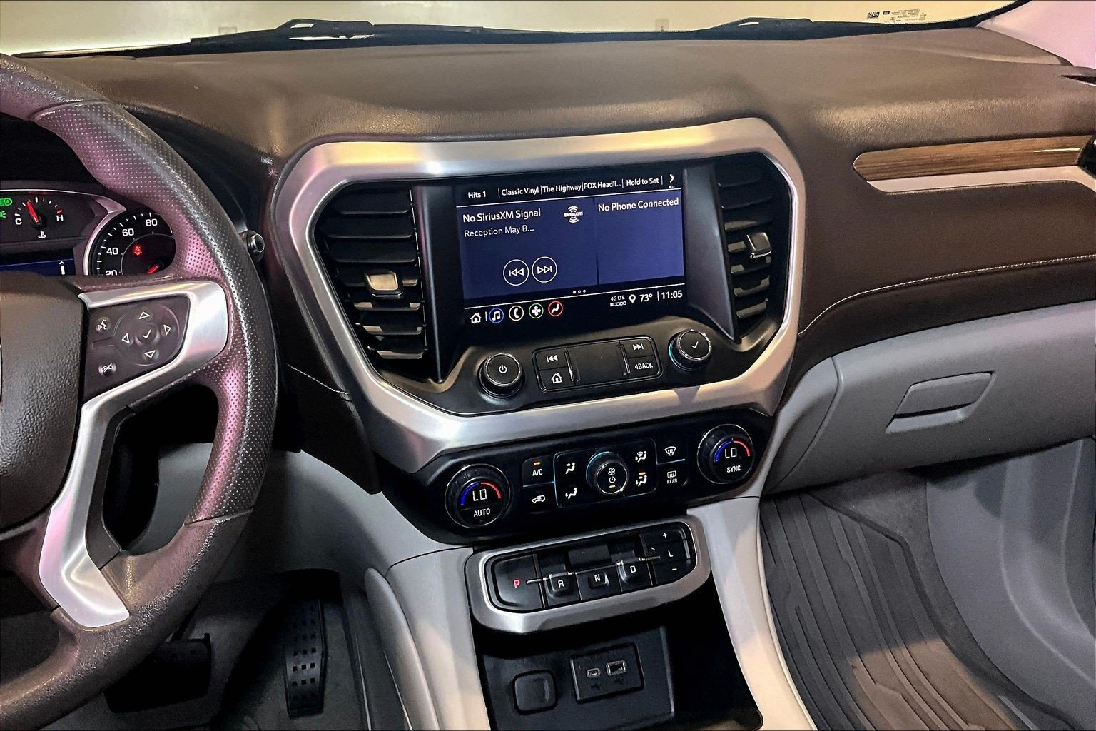 Used 2022 GMC Acadia SLE AWD/4WD image 10
