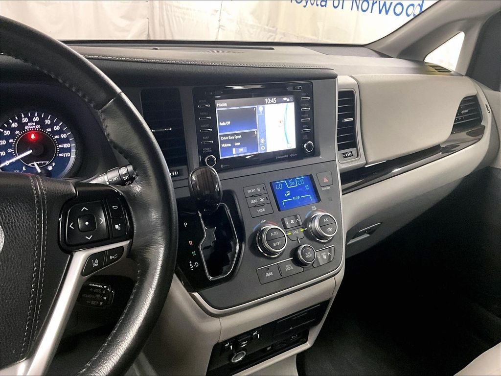 Certified 2020 Toyota Sienna XLE Premium AWD/4WD image 25