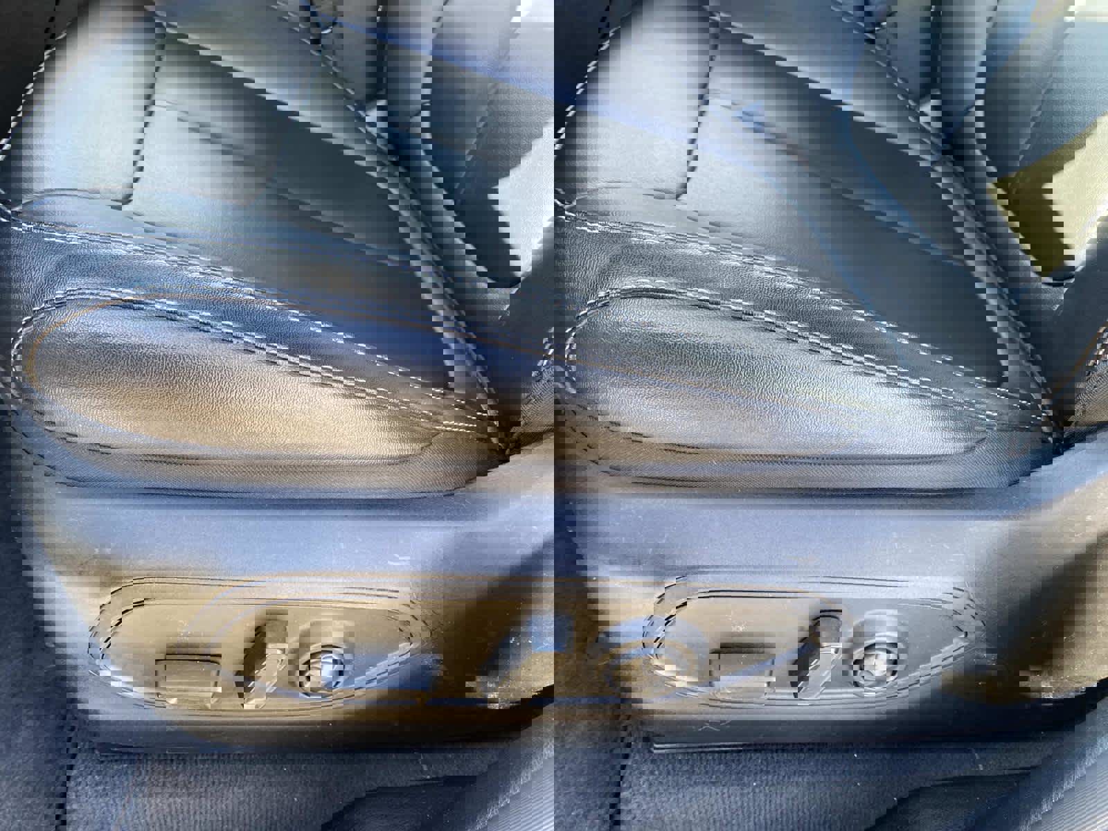 Certified 2023 Jeep Grand Cherokee Limited image 24