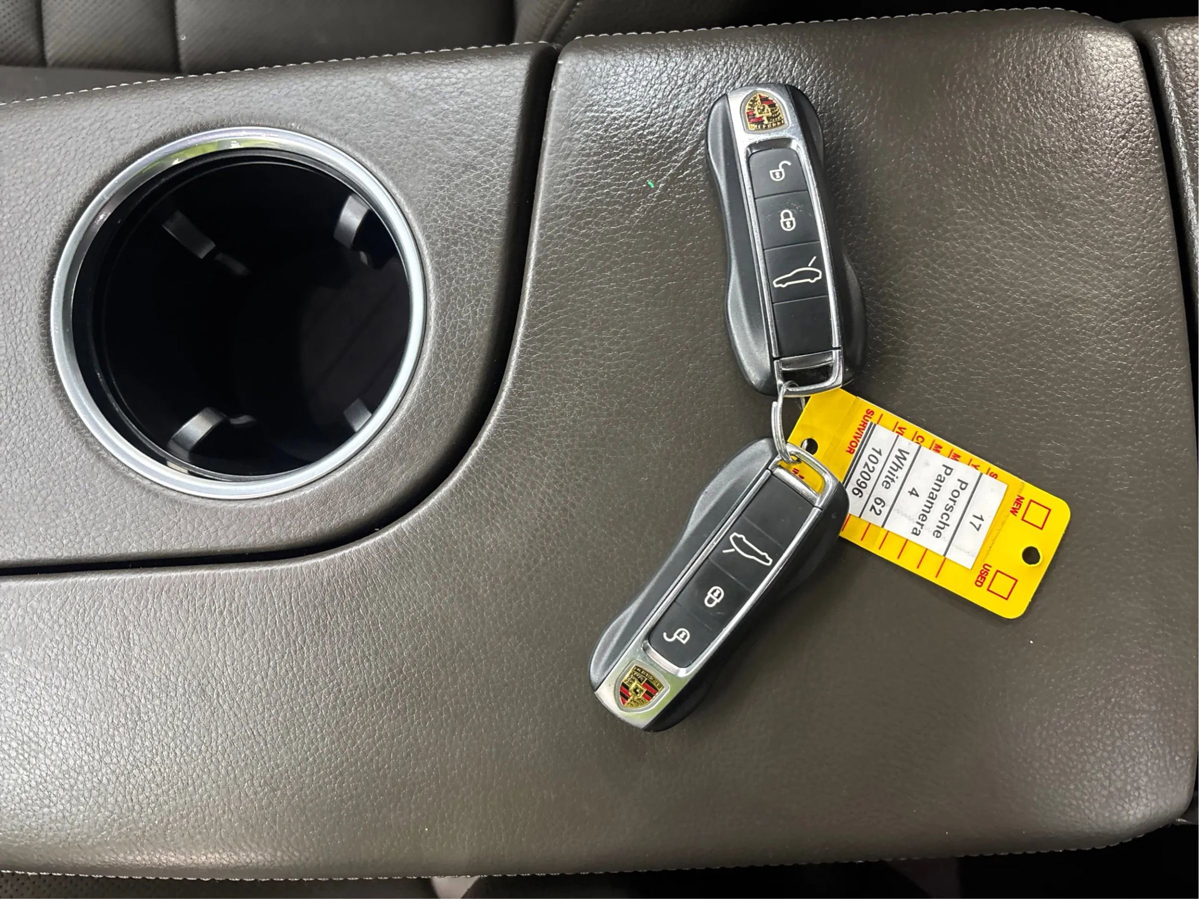 Used 2017 Porsche Panamera image 42