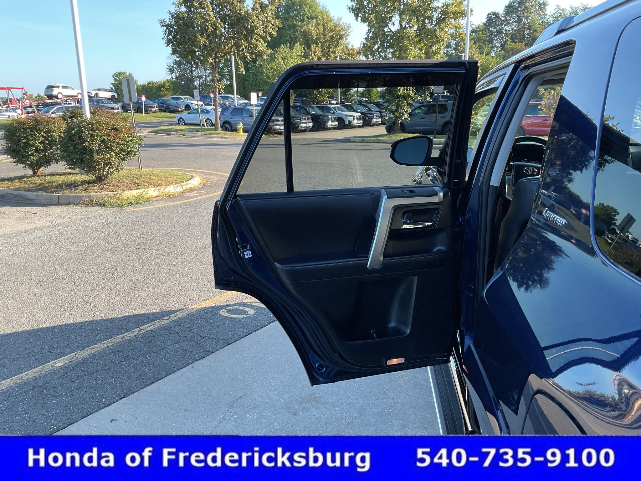 Used 2023 Toyota 4Runner Limited AWD/4WD image 19