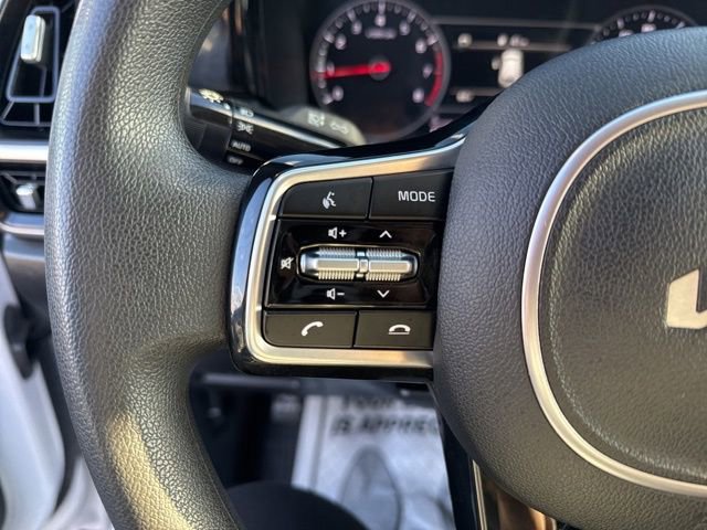 Used 2023 Kia Sorento LX image 27