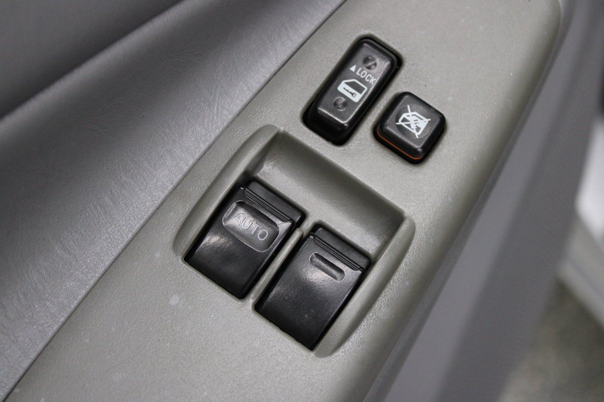 Used 2010 Toyota Tacoma 2WD Access Cab image 12