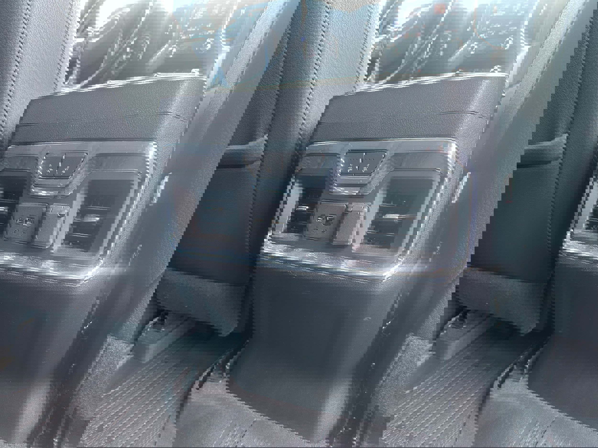 Used 2021 GMC Sierra 1500 Denali w/ Driver Alert Package II image 7