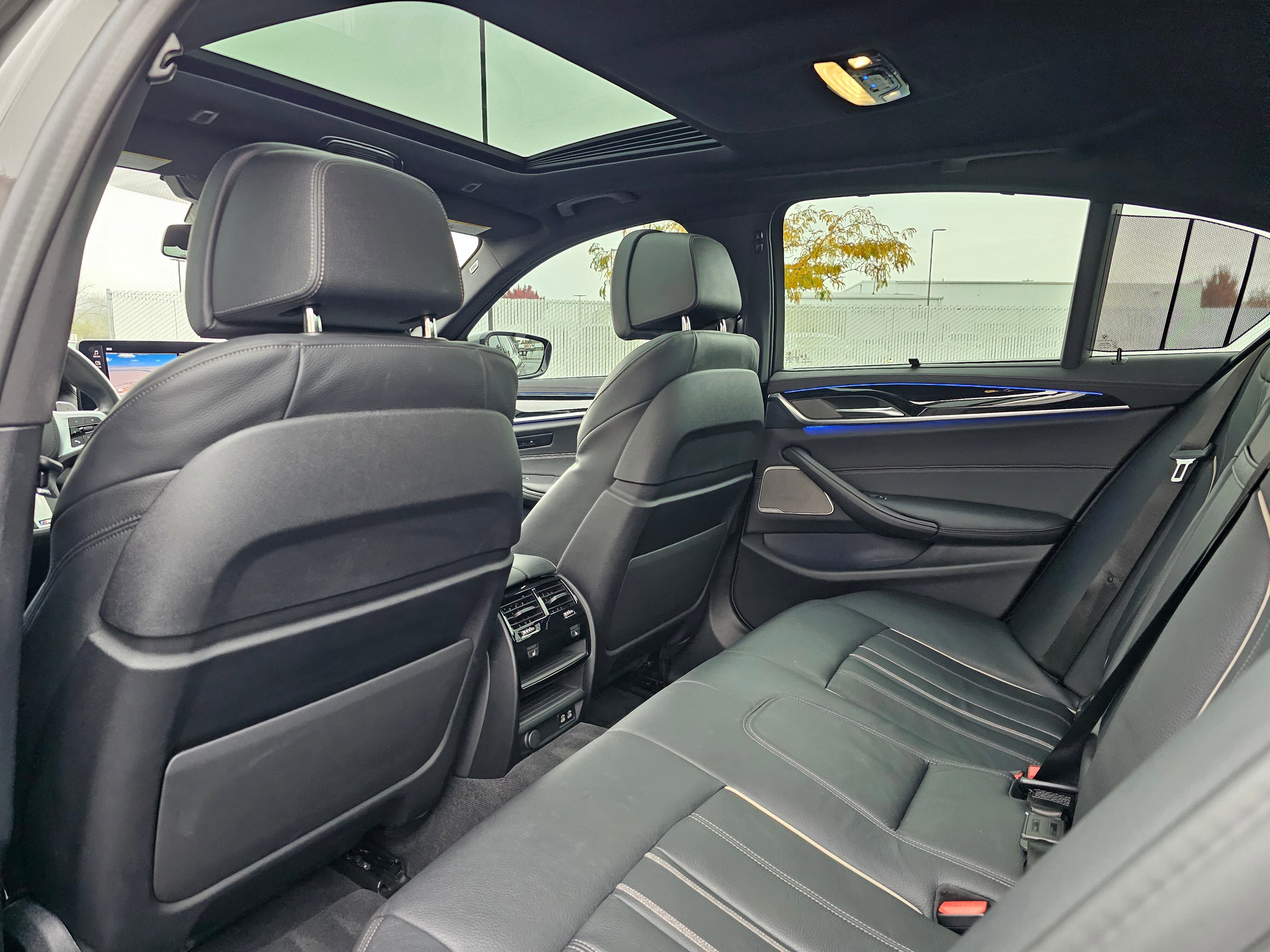 Certified 2022 BMW M550i xDrive w/ Executive Package image 12