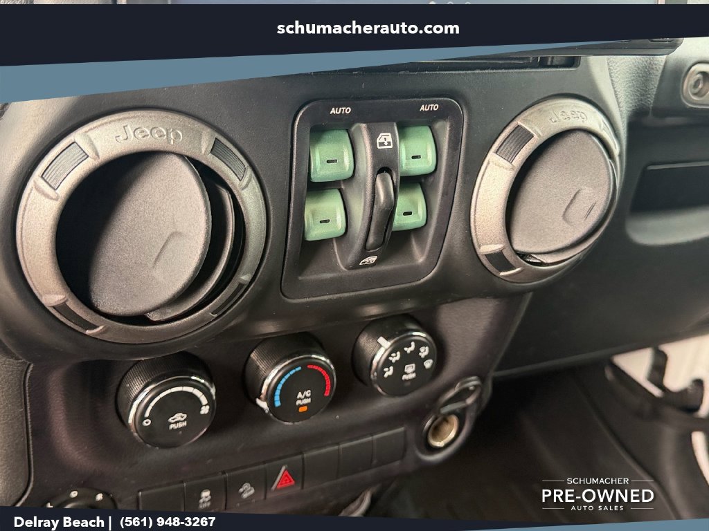 Used 2014 Jeep Wrangler Unlimited Sport w/ Quick Order Package 24S AWD/4WD image 19