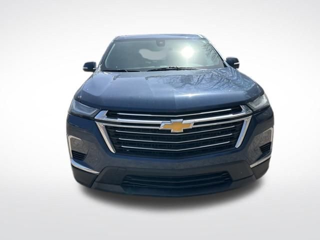 Used 2023 Chevrolet Traverse LT w/ LPO, Floor Liner Package FWD image 9