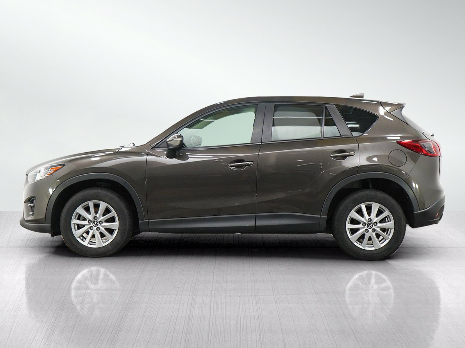 Used 2016 MAZDA CX-5 Touring w/ Bose/Moonroof Package AWD/4WD image 2