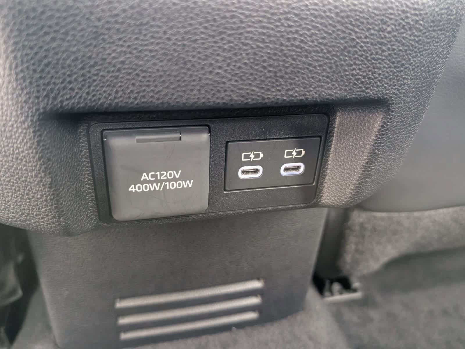 Used 2024 Toyota Tacoma Limited AWD/4WD image 15