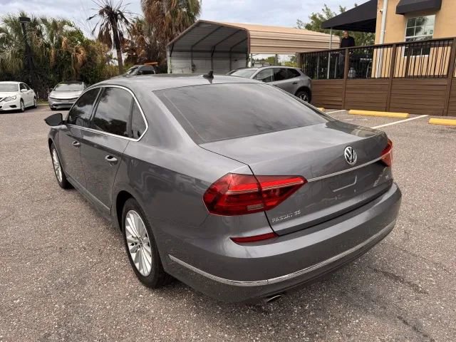 Used 2017 Volkswagen Passat 1.8T SE w/ SE Lighting Package FWD image 3