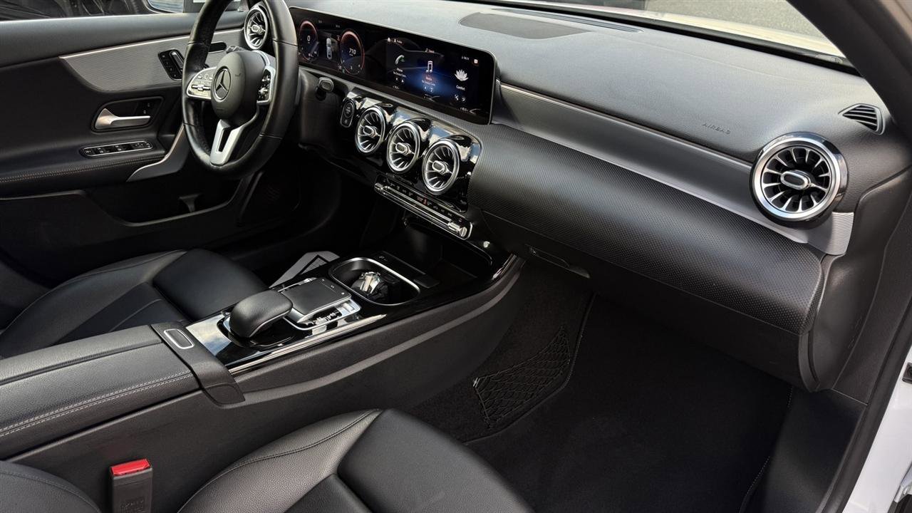 Used 2019 Mercedes-Benz A 220 4MATIC image 42
