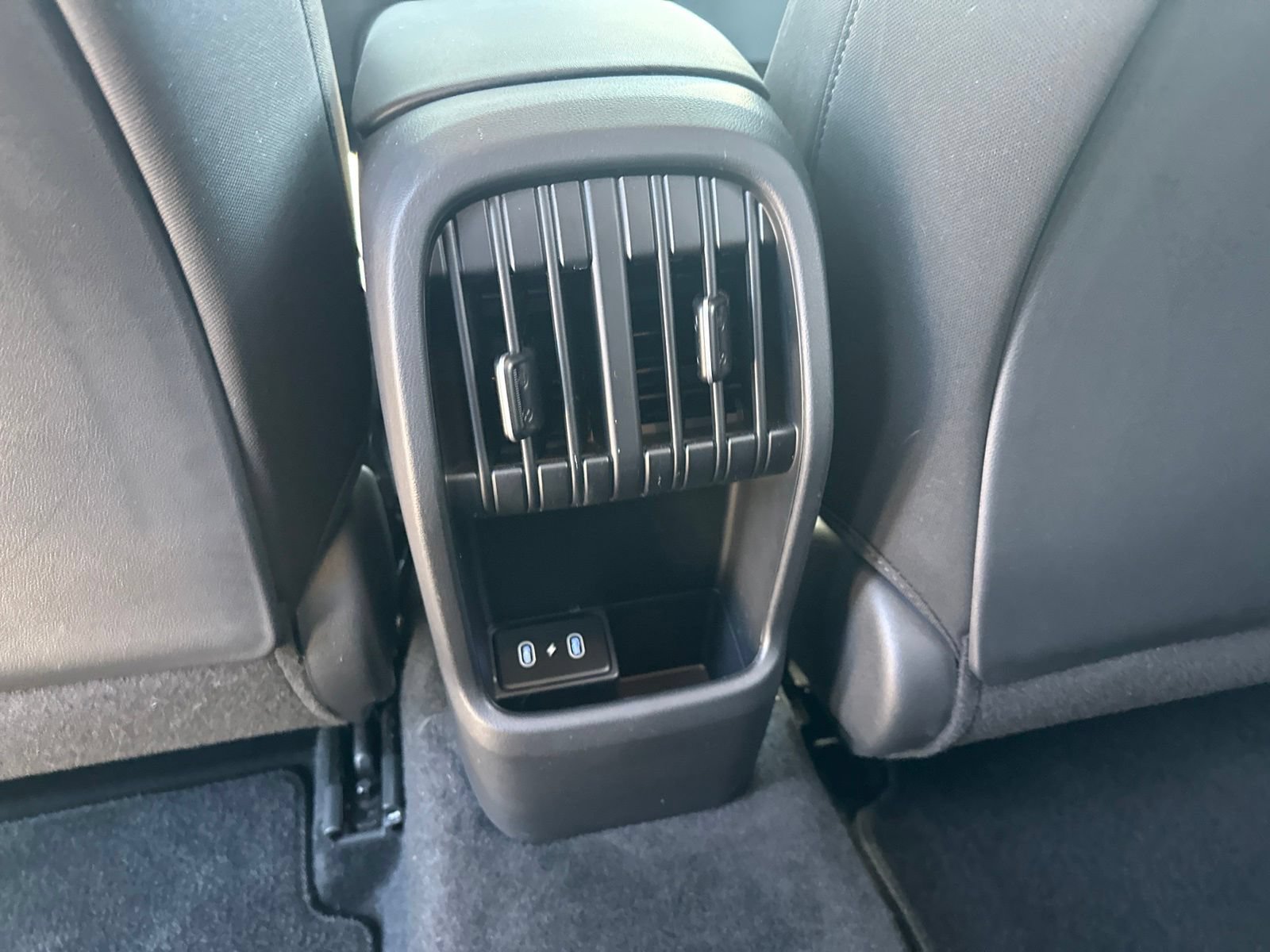 Used 2025 Hyundai Kona SEL AWD/4WD image 17