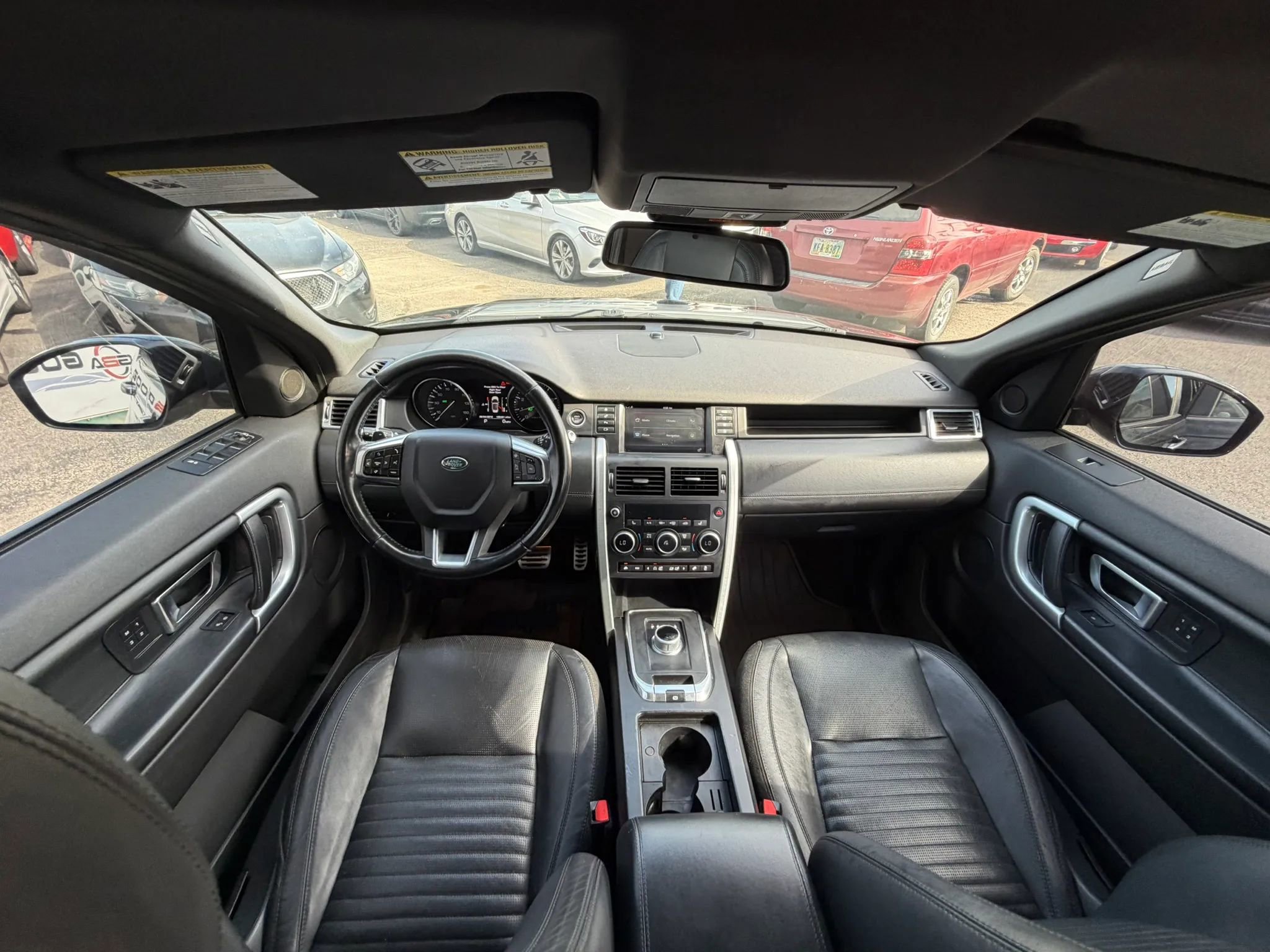 Used 2016 Land Rover Discovery Sport HSE Luxury image 47