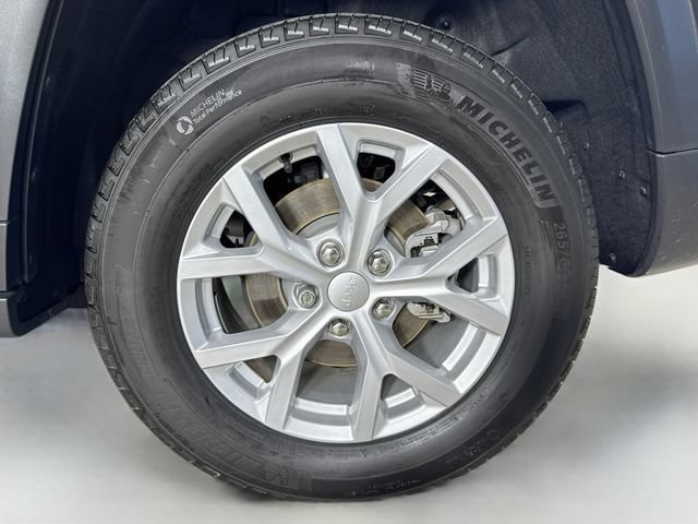 Used 2023 Jeep Grand Cherokee Limited w/ Luxury Tech Group II AWD/4WD image 38