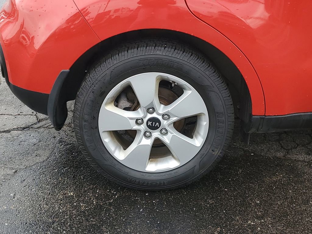 Used 2019 Kia Soul image 5