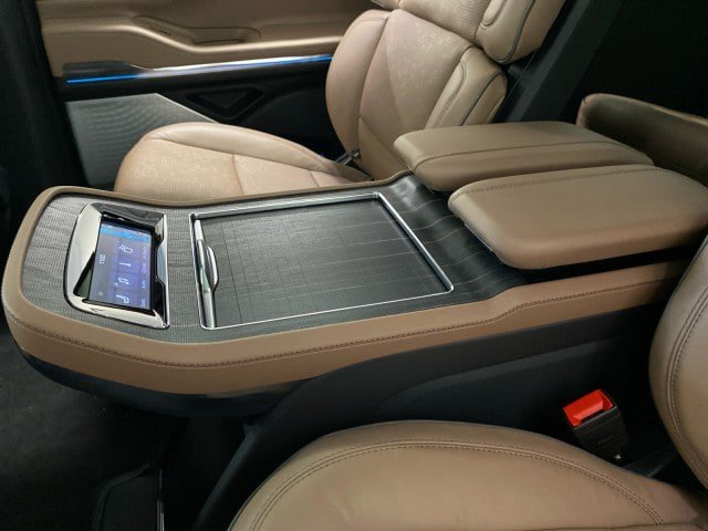 New 2026 Lincoln Navigator Black Label AWD/4WD image 13