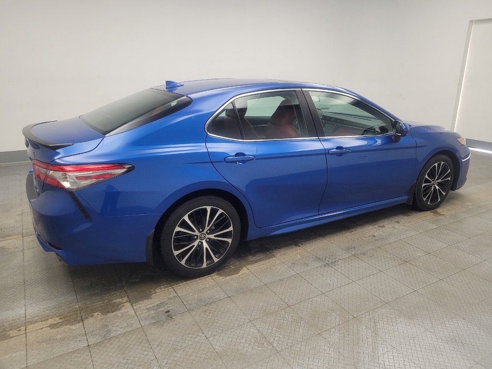 Used 2019 Toyota Camry SE image 10