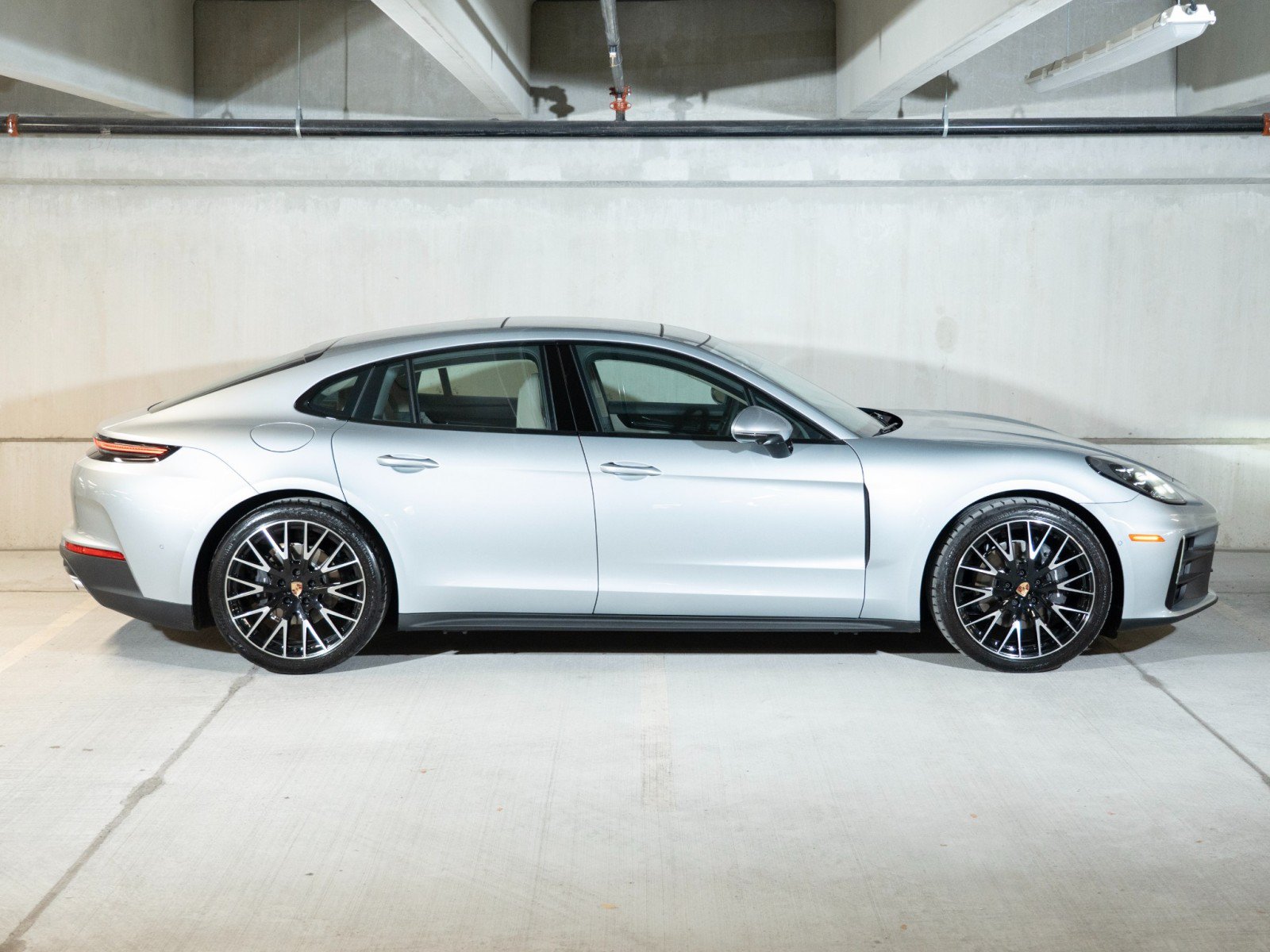 New 2026 Porsche Panamera image 8