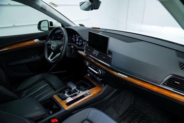 Used 2023 Audi Q5 2.0T Premium Plus w/ Premium Plus Package image 15