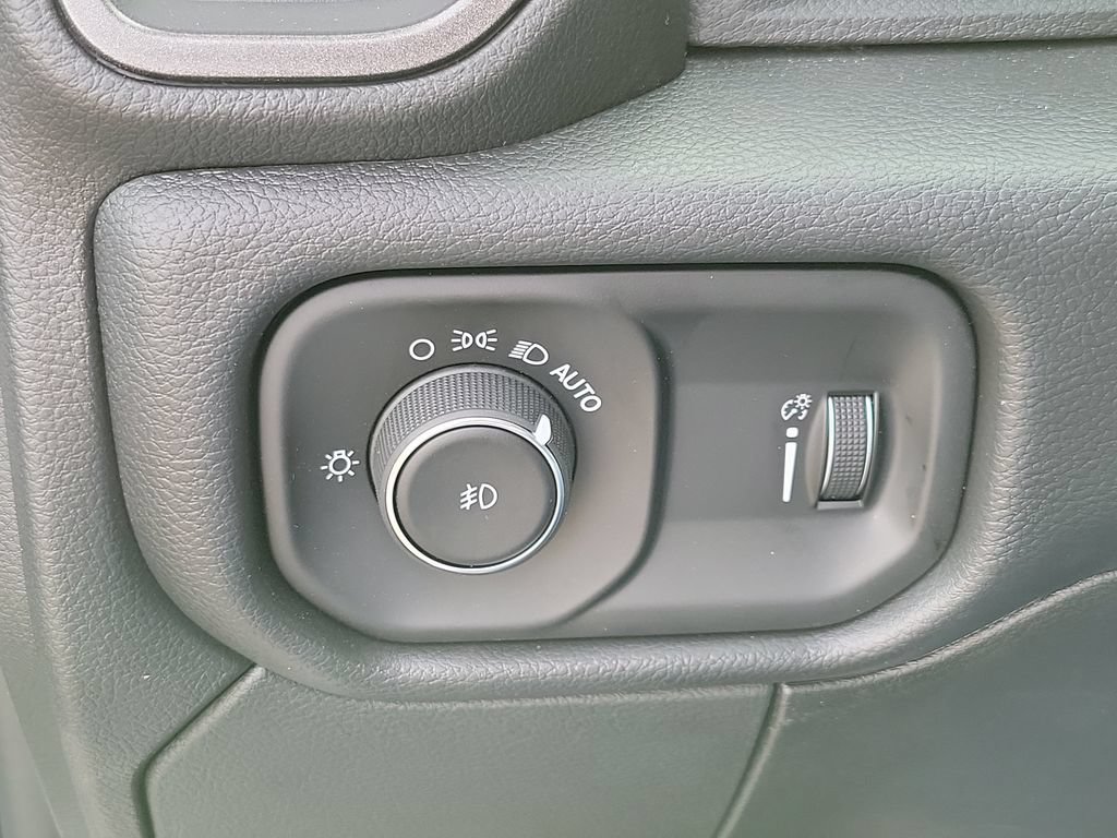 New 2026 RAM 4500 Tradesman AWD/4WD image 25