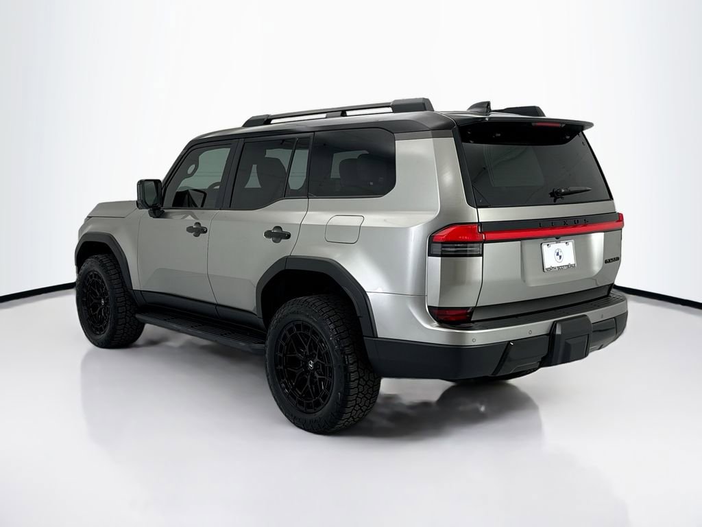 Used 2024 Lexus GX 550 image 7