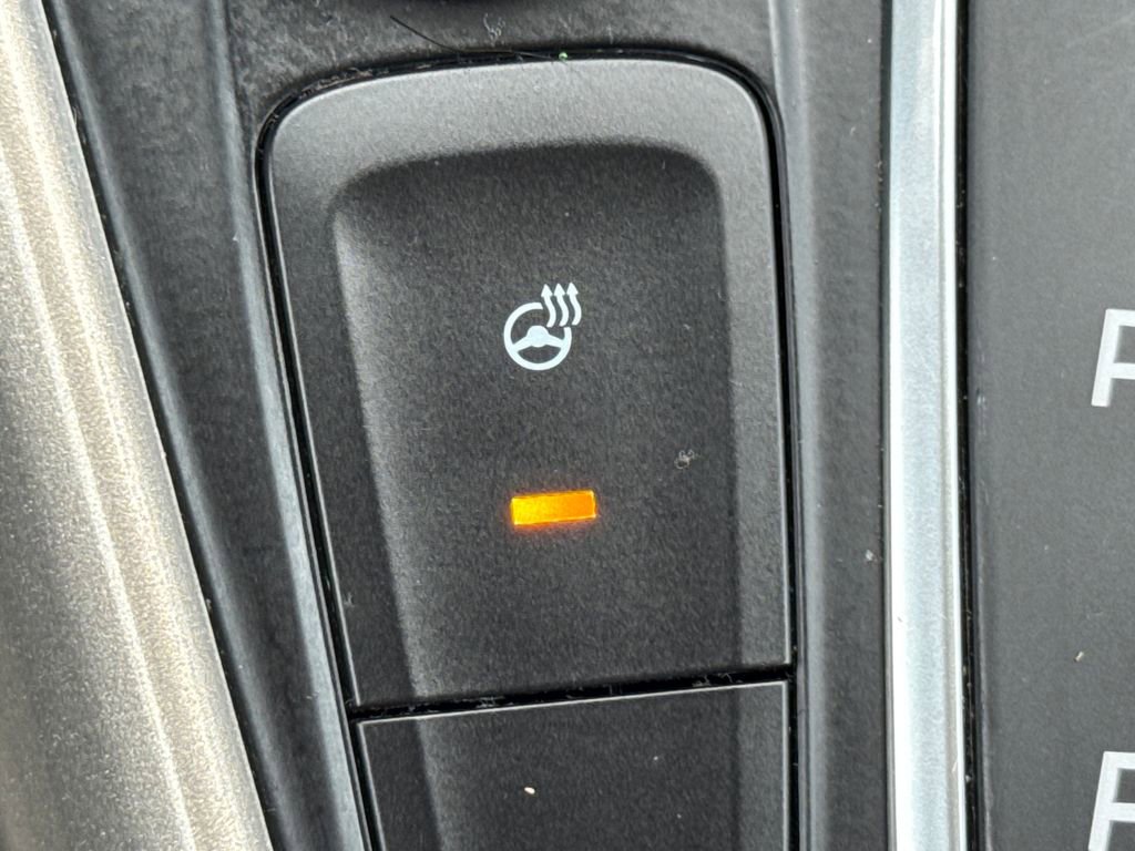 Used 2018 Ford Focus Titanium FWD image 61