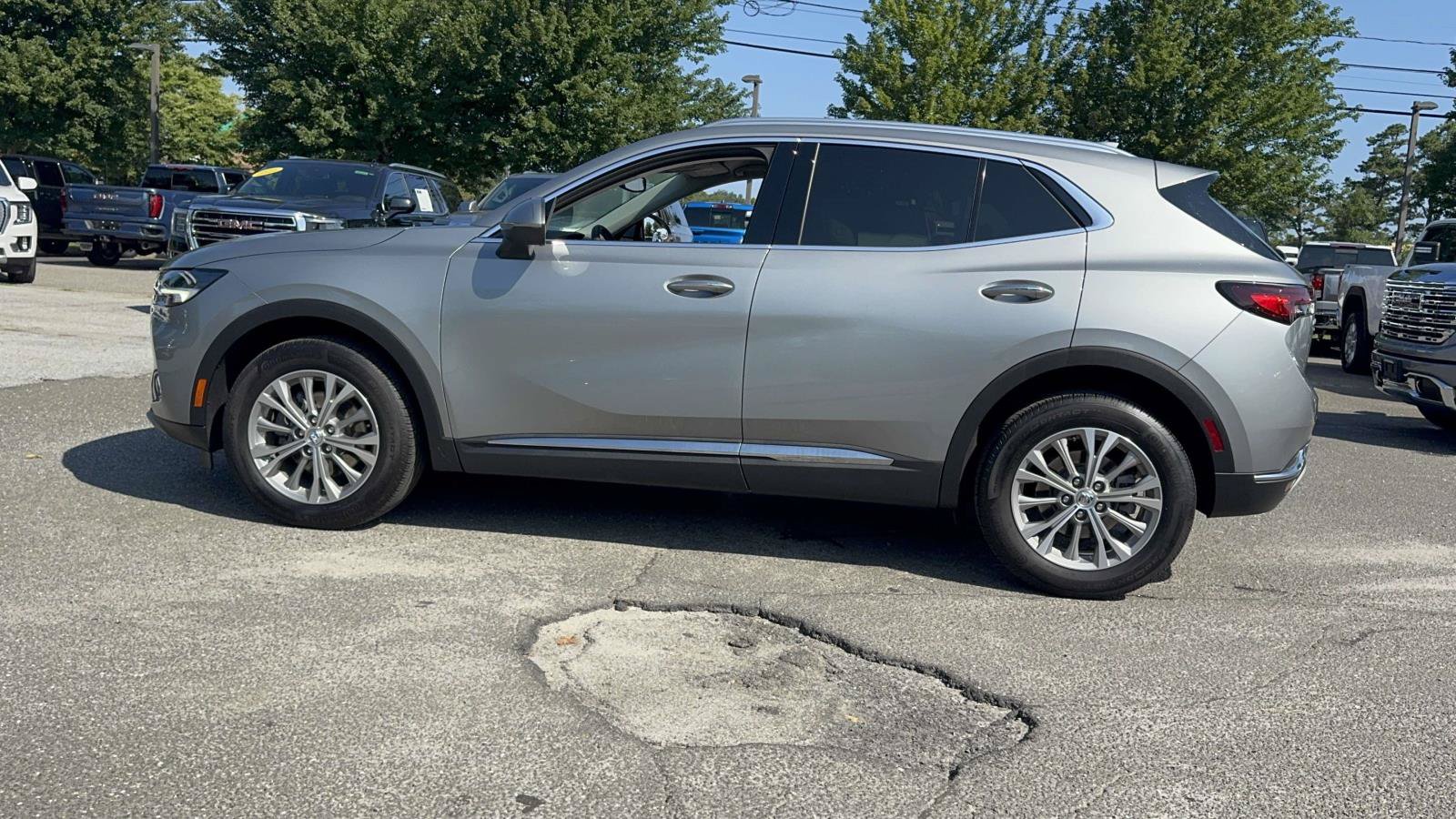 Used 2023 Buick Envision Preferred AWD/4WD image 4