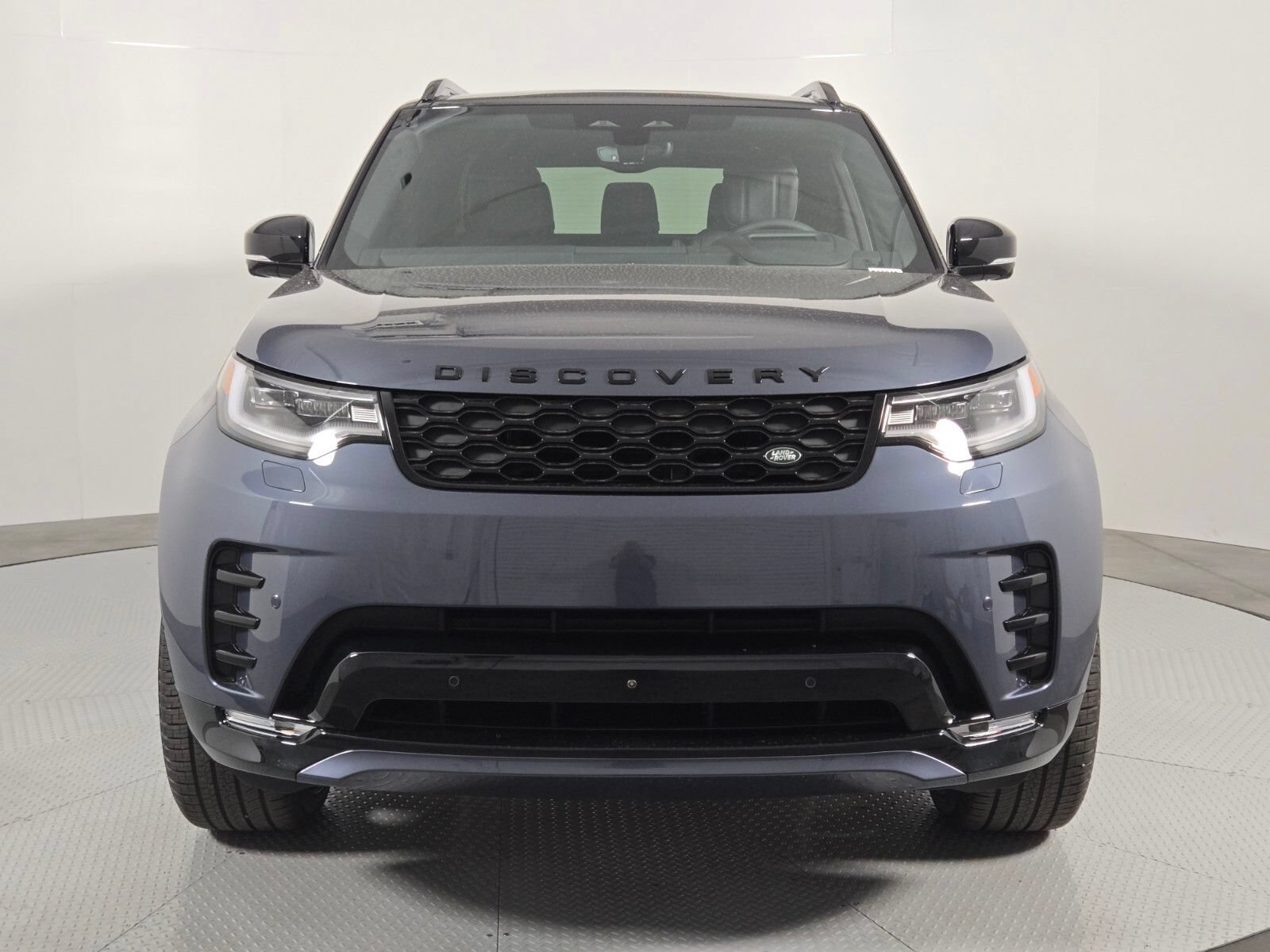 New 2026 Land Rover Discovery Dynamic SE AWD/4WD image 8