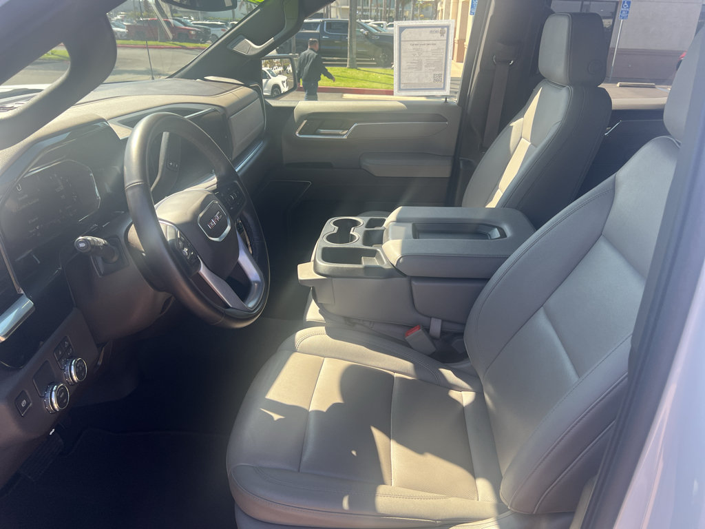 Used 2026 GMC Sierra 1500 SLT RWD image 12