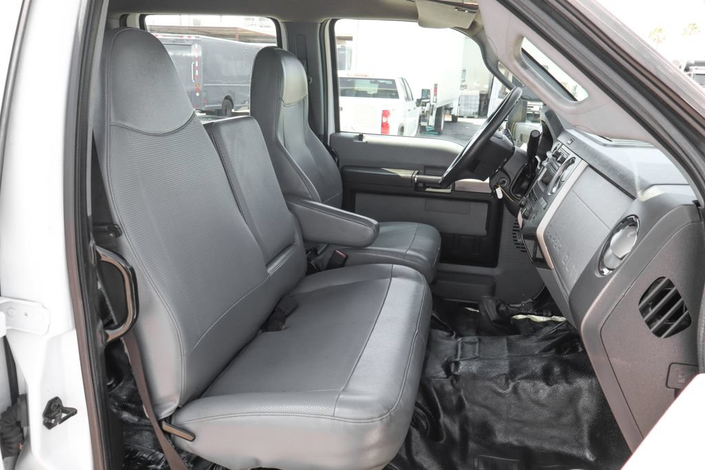 Used 2023 Ford F650 2WD Crew Cab Super Duty image 35