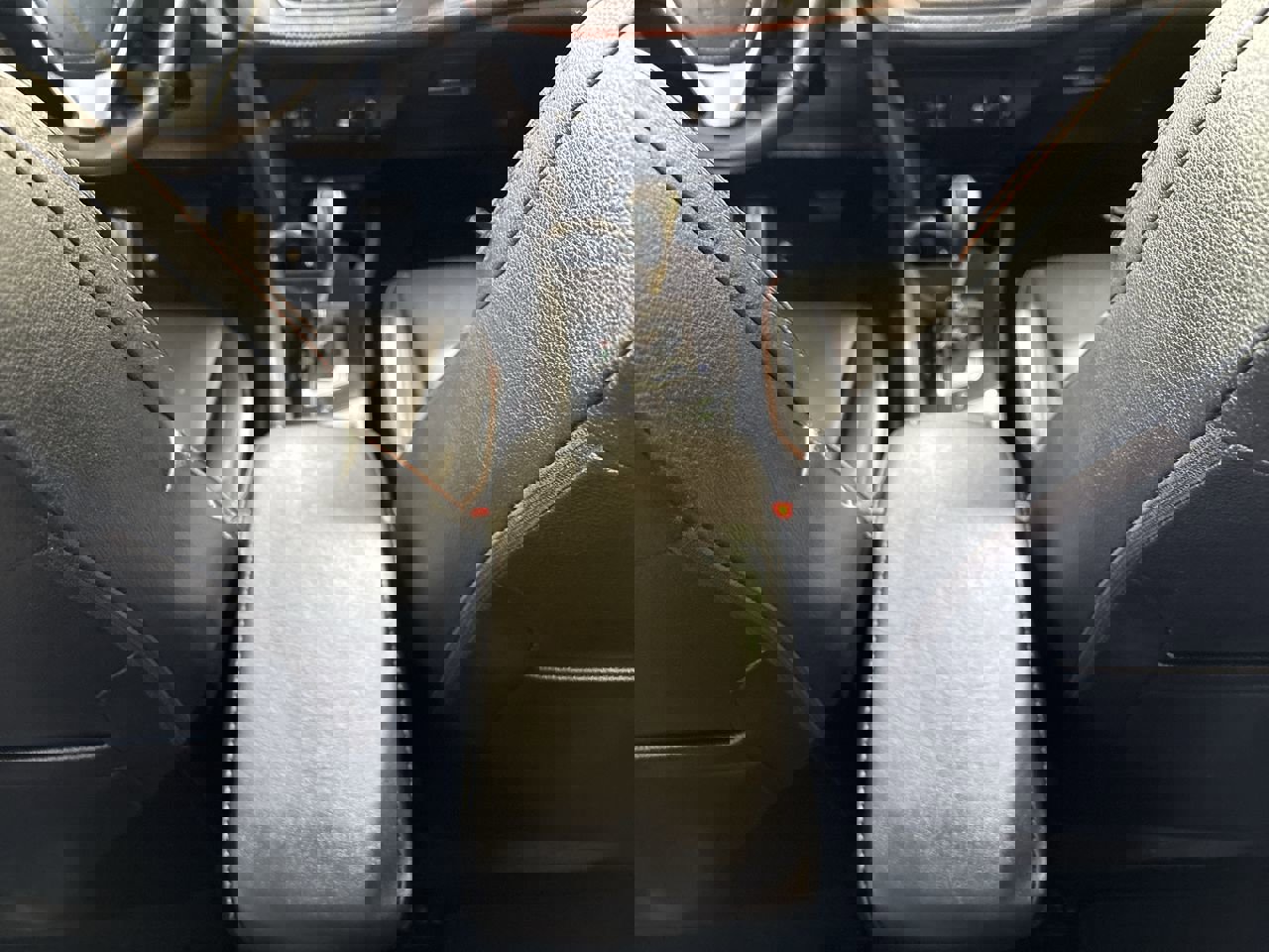 Used 2016 Toyota RAV4 SE image 20