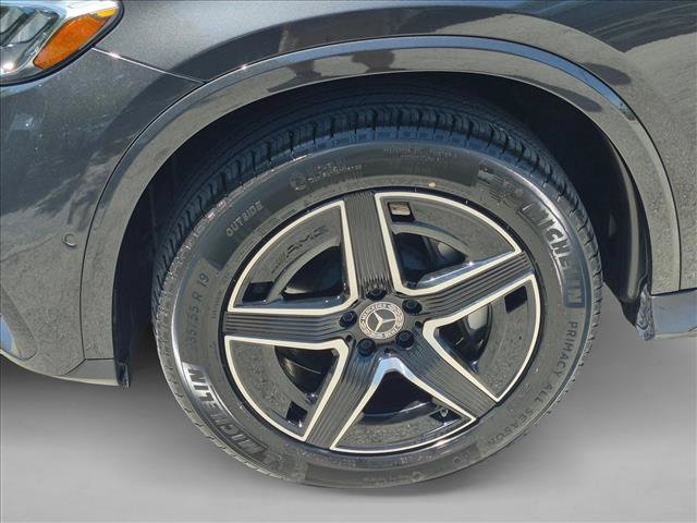 Certified 2025 Mercedes-Benz GLC 300 4MATIC image 25