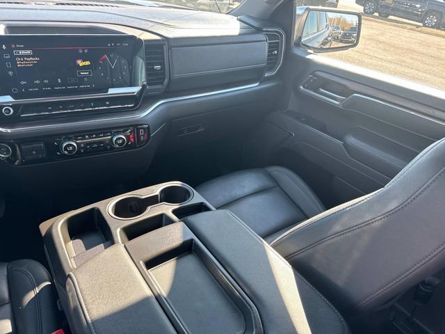 Certified 2025 GMC Sierra 1500 SLT image 18