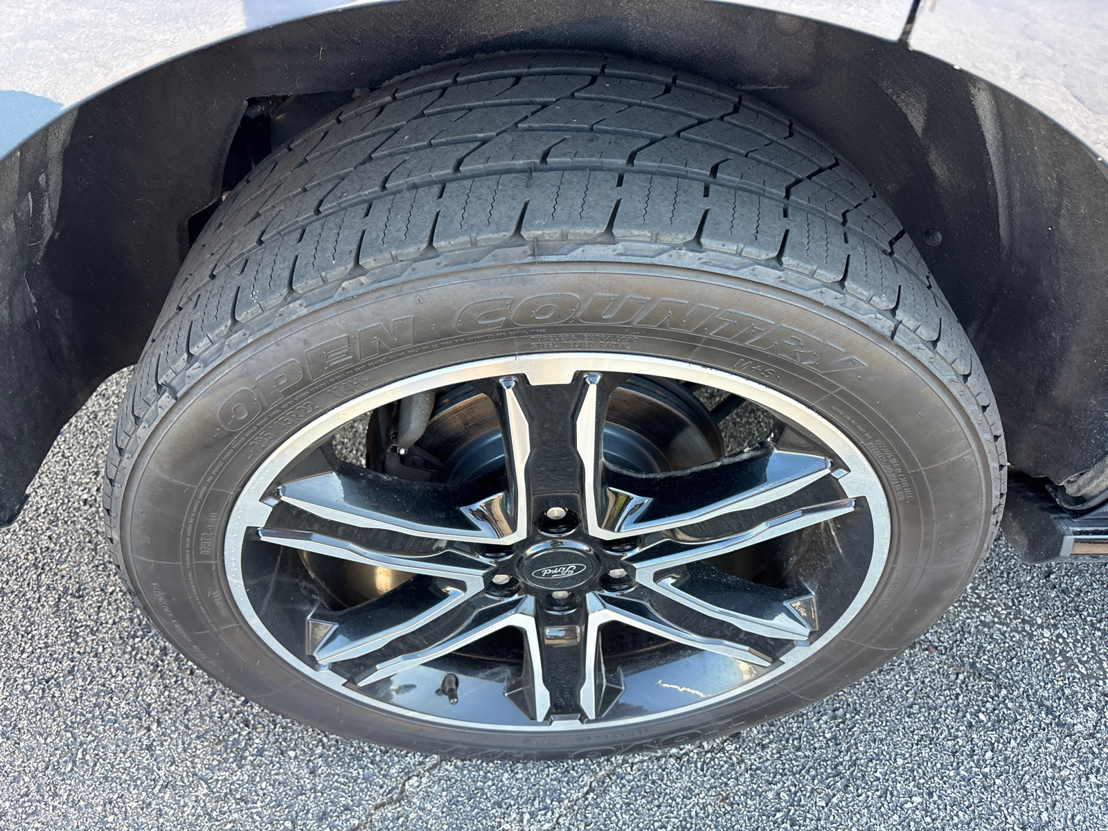 Used 2019 Ford Expedition Limited w/ Equipment Group 303A AWD/4WD image 10