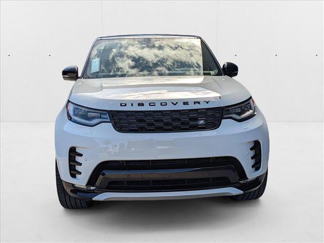 New 2025 Land Rover Discovery Dynamic SE image 7
